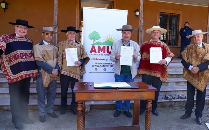 AMUR chile firma convenio con ministerio de Agricultura y Federación de Rodeo de Chile